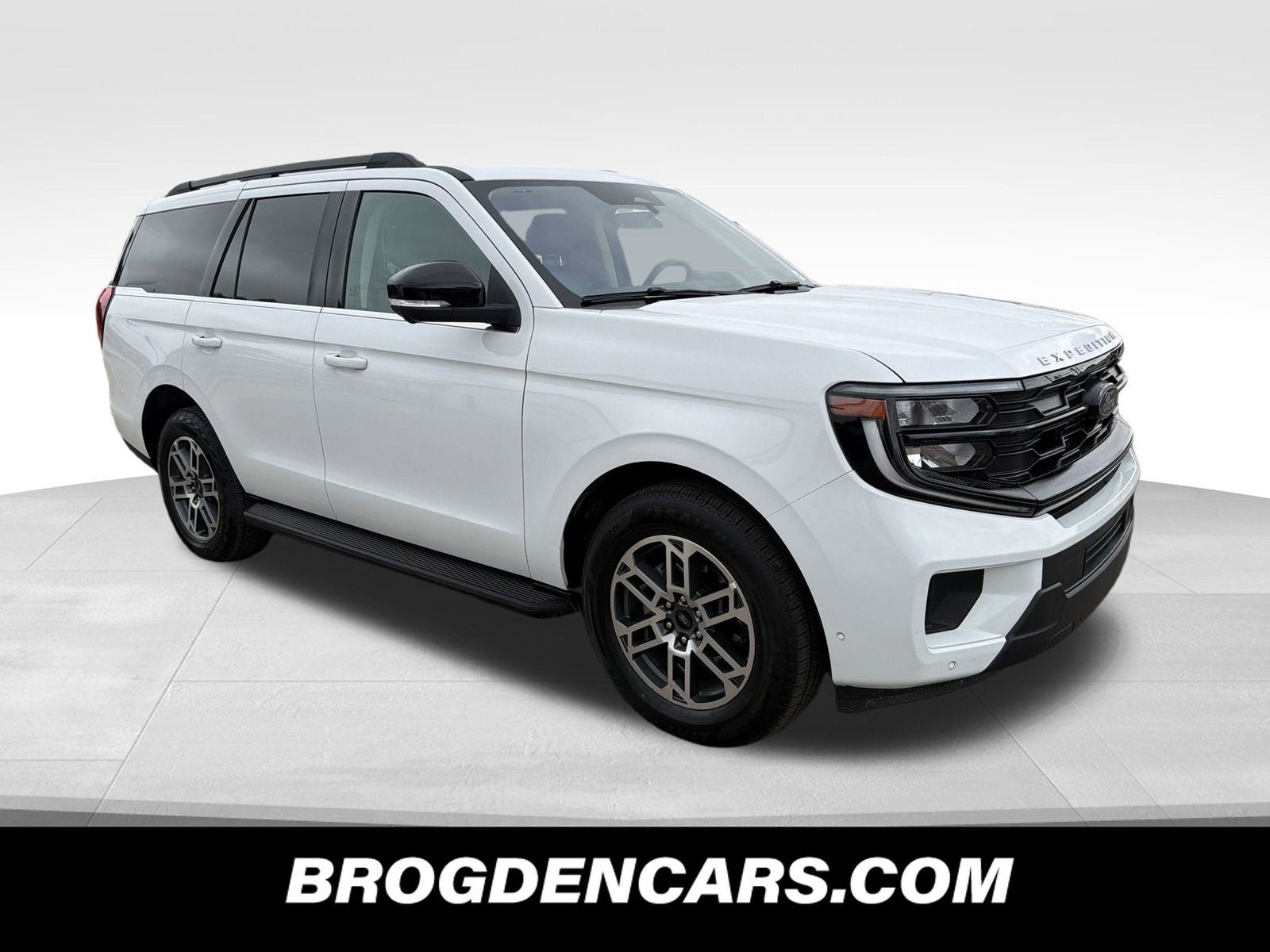 2025 Ford Expedition Active in Other — front three-quarter view