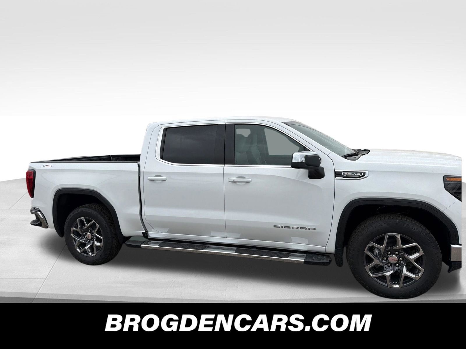 2026 GMC Sierra 1500 — side profile view