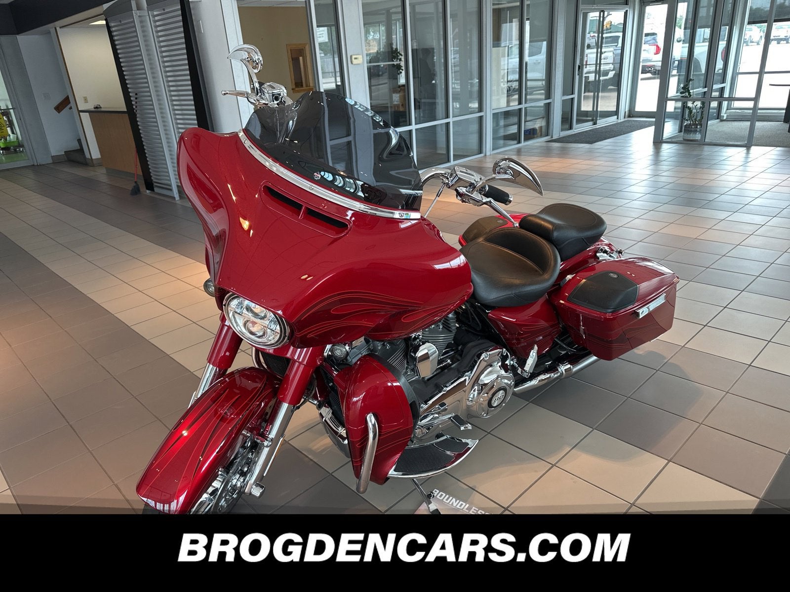 2016 HARLEY DAVIDSON CVO STREET GLID