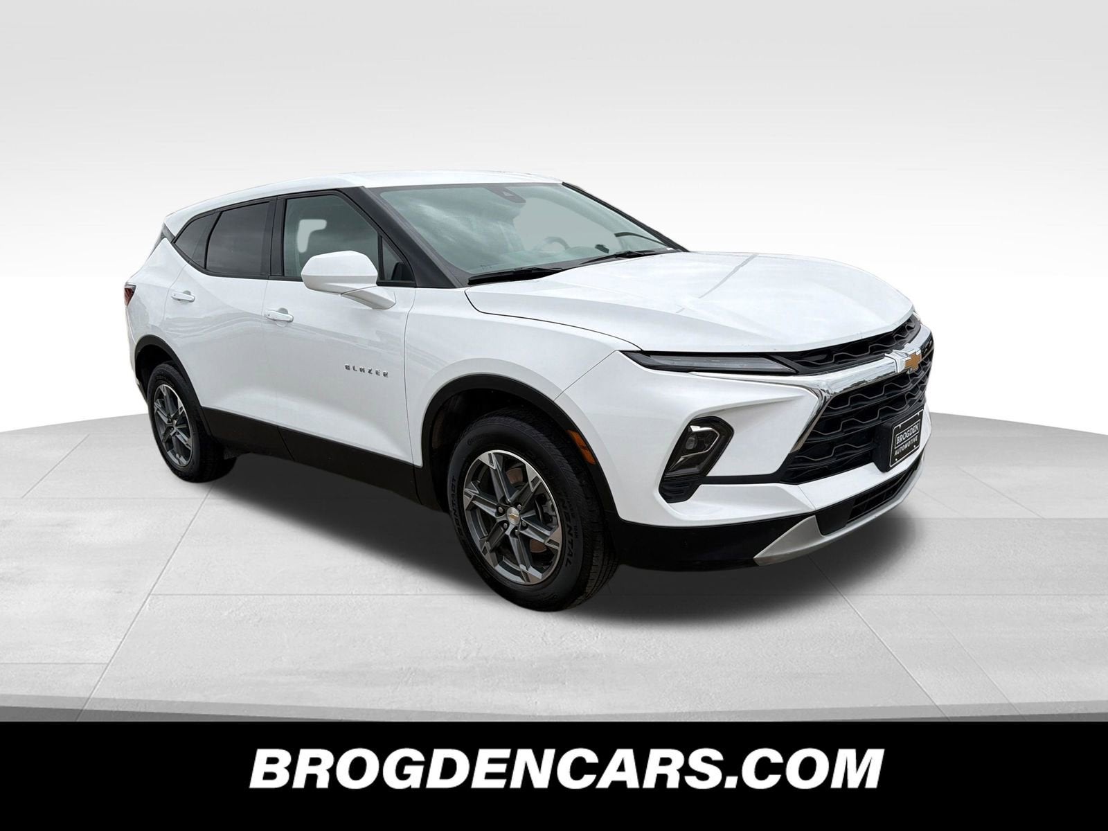 2025 Chevrolet Blazer 2LT in Summit White — front three-quarter view