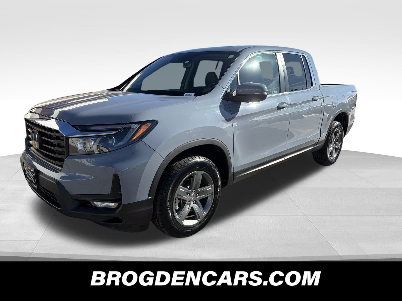 2023 Honda Ridgeline — interior view