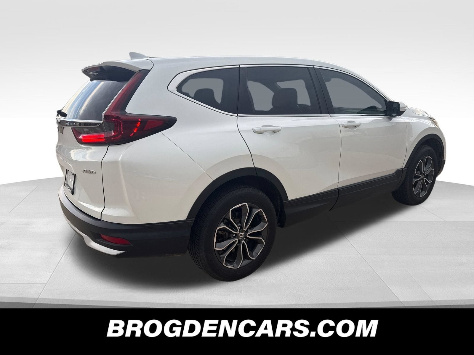 2020 Honda CR-V — rear three-quarter view